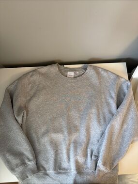 Aritzia Sweatfleece Crewneck
